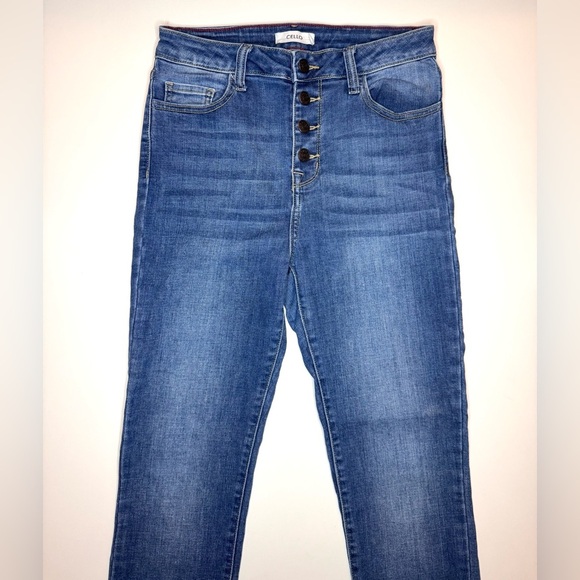 Cello Women’s Ankle Crop Jeans Size- 7 - Picture 2 of 9